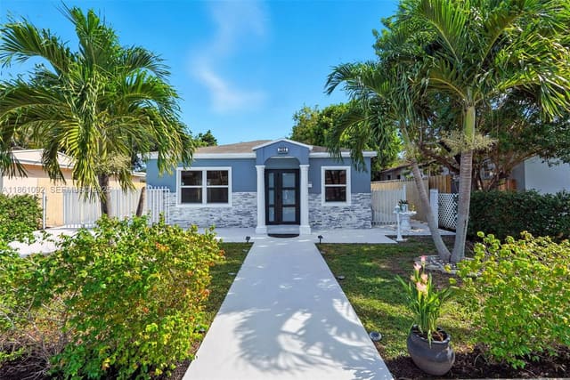 2242 Coolidge Street, Hollywood, FL 33020
