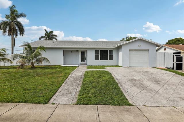 11121 SW 162nd Terrace, sold in Pine Lake Sec Two, Miami, FL