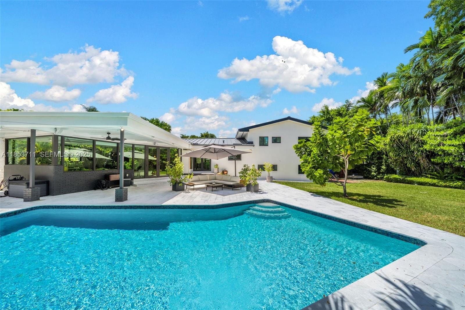 251 E Shore Drive E, Miami, FL 33133 photo 18