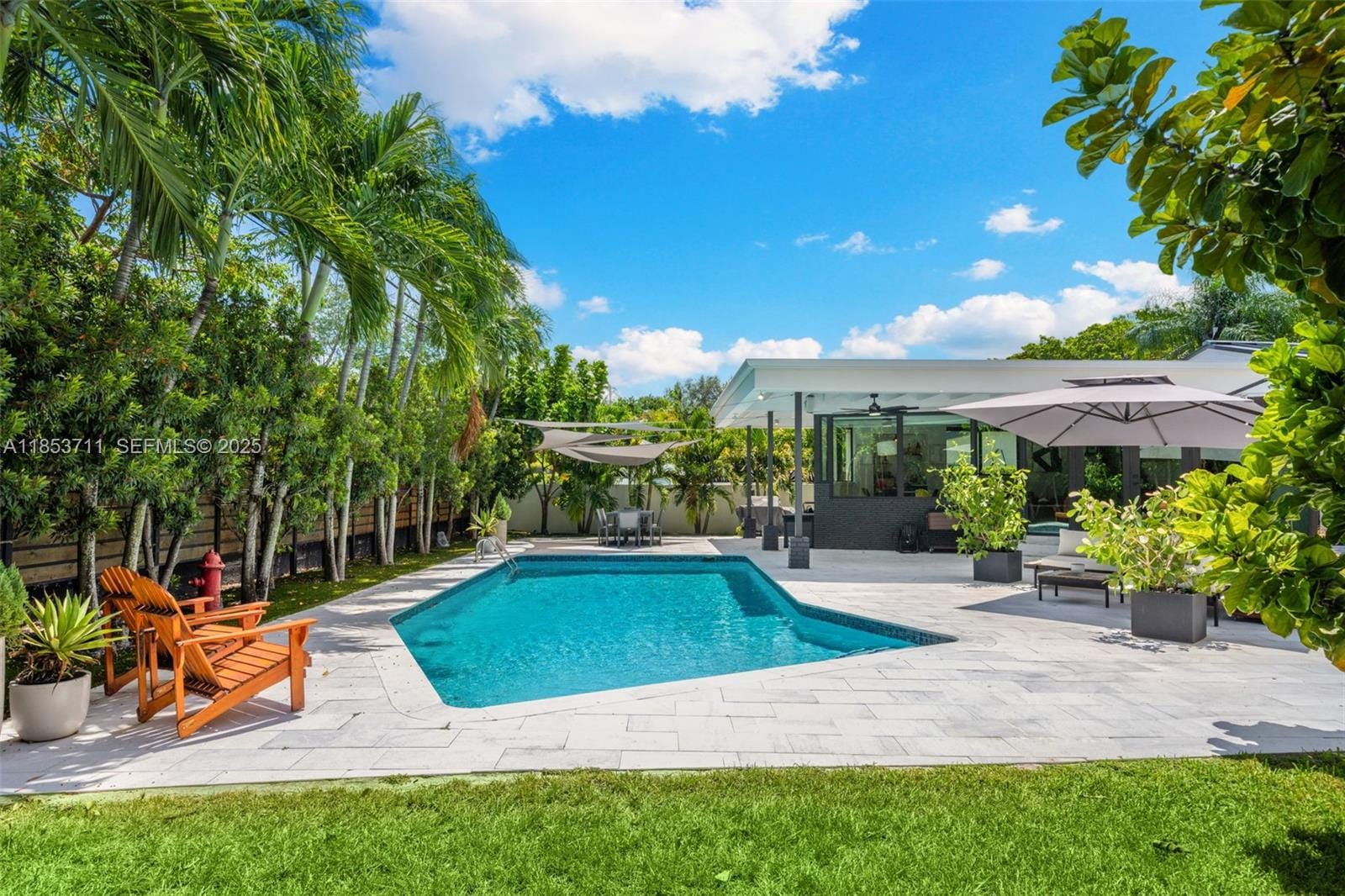 251 E Shore Drive E, Miami, FL 33133 photo 21