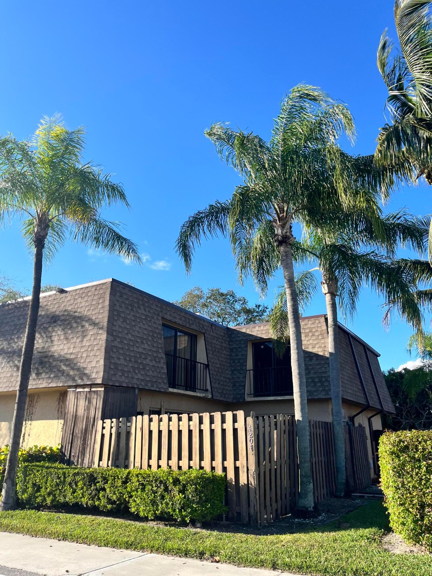 4204 Waterview Circle, Palm Springs, FL 33461 photo 2