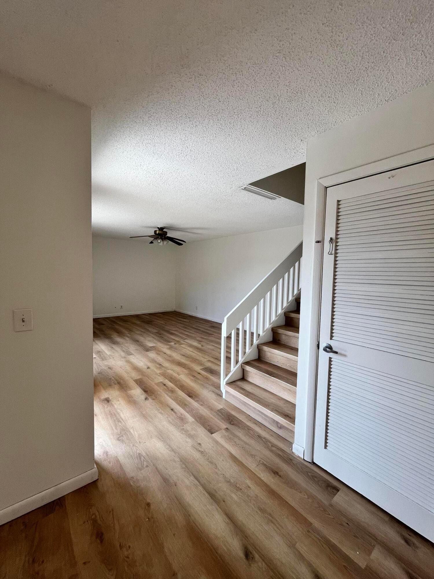 4204 Waterview Circle, Palm Springs, FL 33461 photo 11