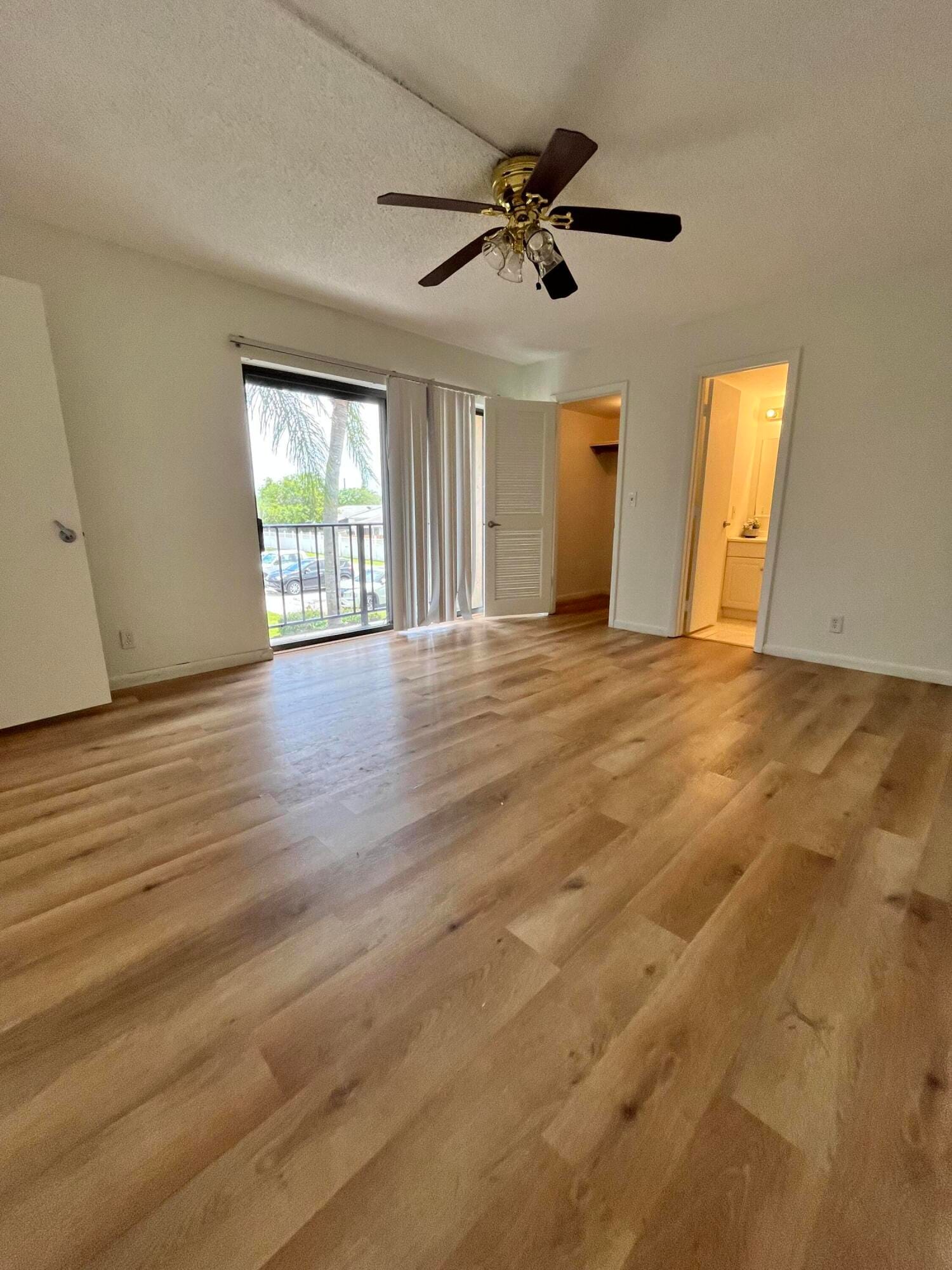 4204 Waterview Circle, Palm Springs, FL 33461 photo 15