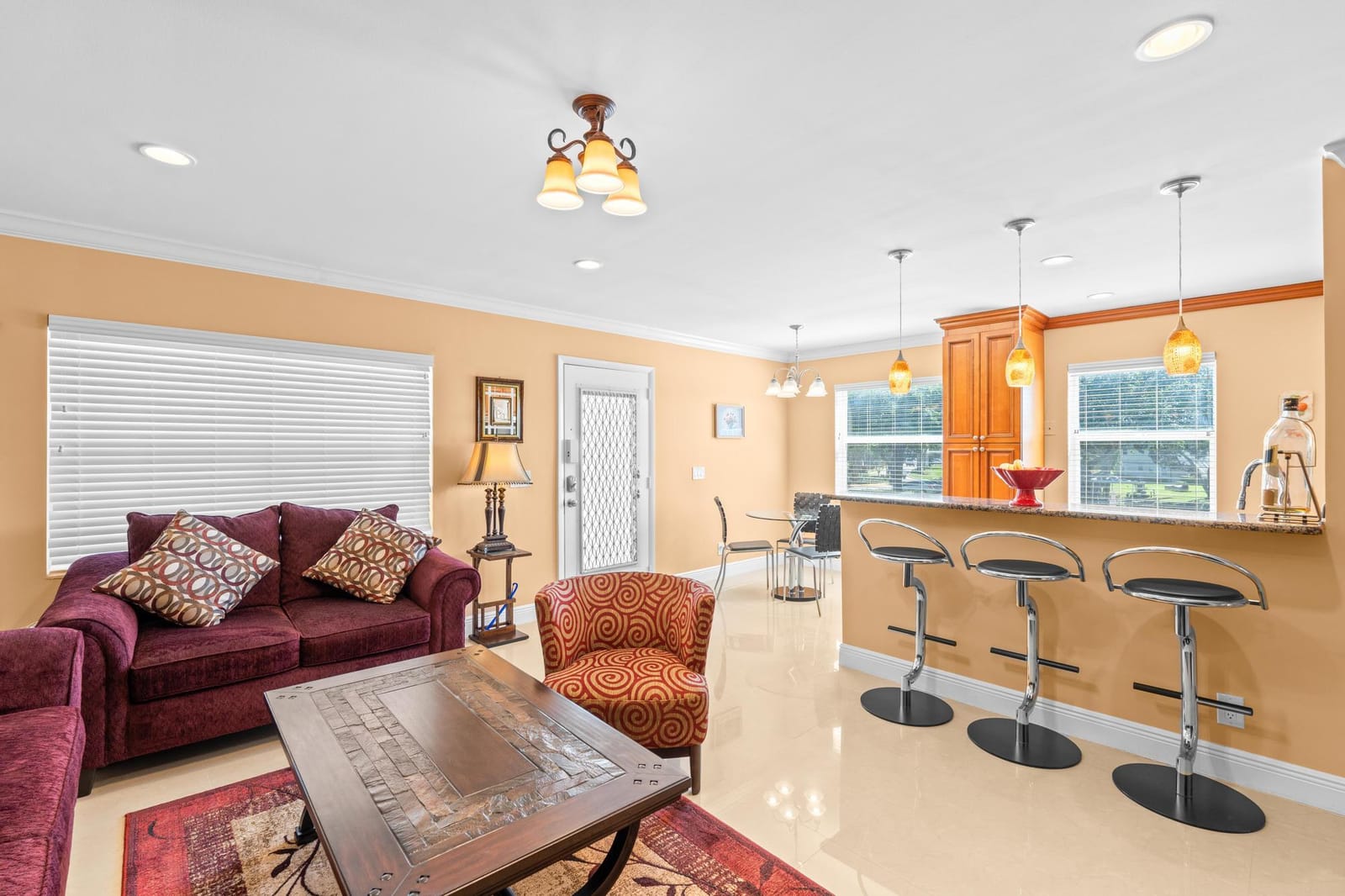 480 Flanders J — photo 12