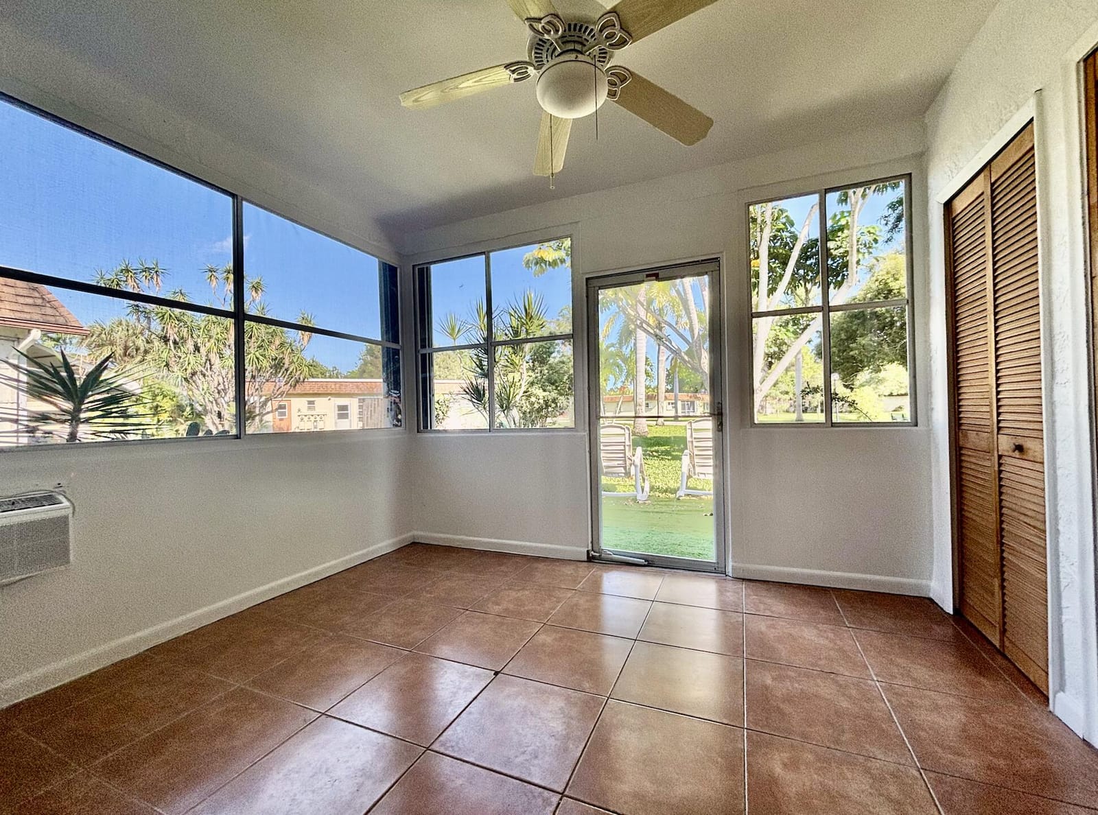 417 SW Natura Avenue B, Deerfield Beach, FL 33441 photo 18