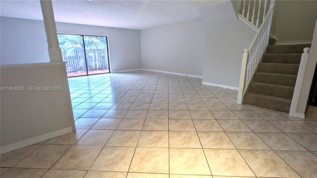 11572 NW 2nd Street, sold in Chateaulaine, Plantation, FL