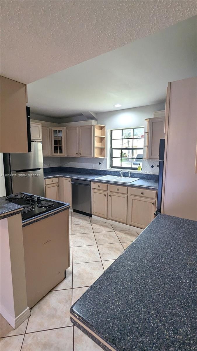 11572 NW 2nd Street — photo 3