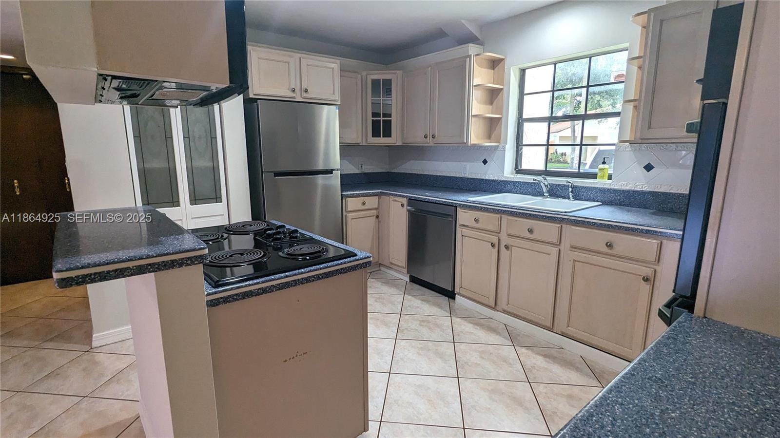 11572 NW 2nd Street — photo 4