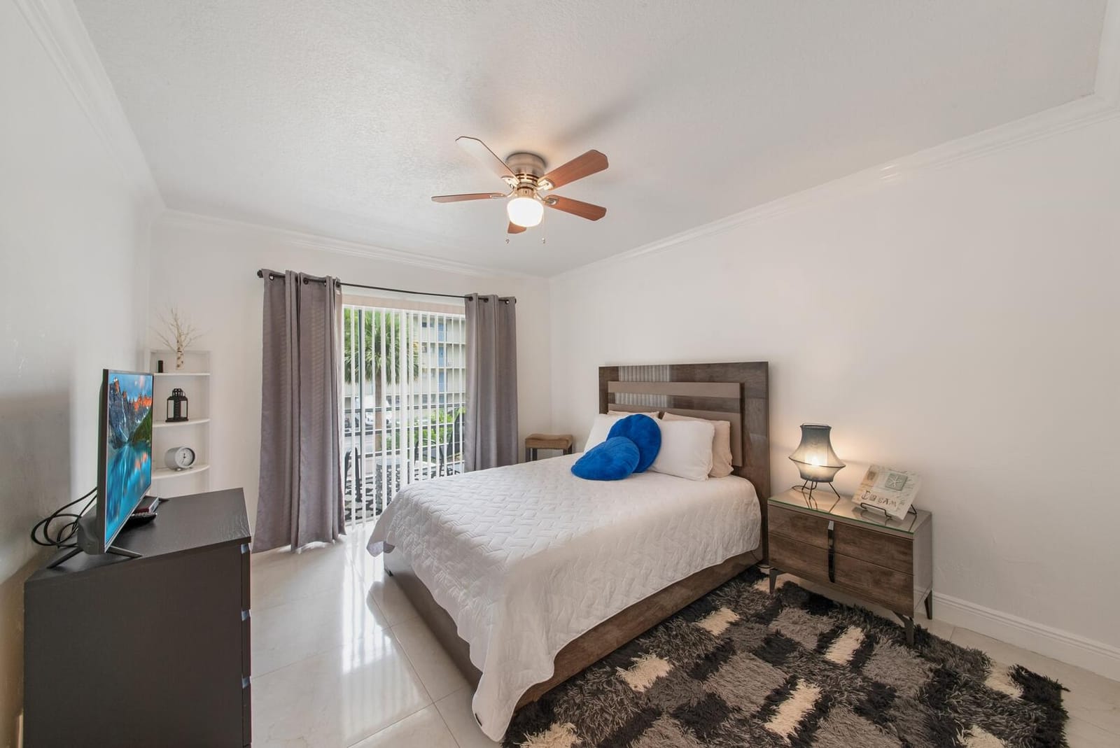 2581 N Garden Drive 206 — photo 11