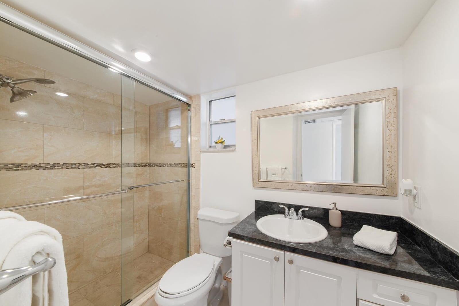 2581 N Garden Drive 206 — photo 12
