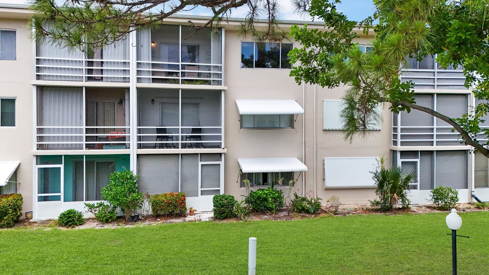 2581 N Garden Drive 206, Lake Worth, FL 33461 photo 20