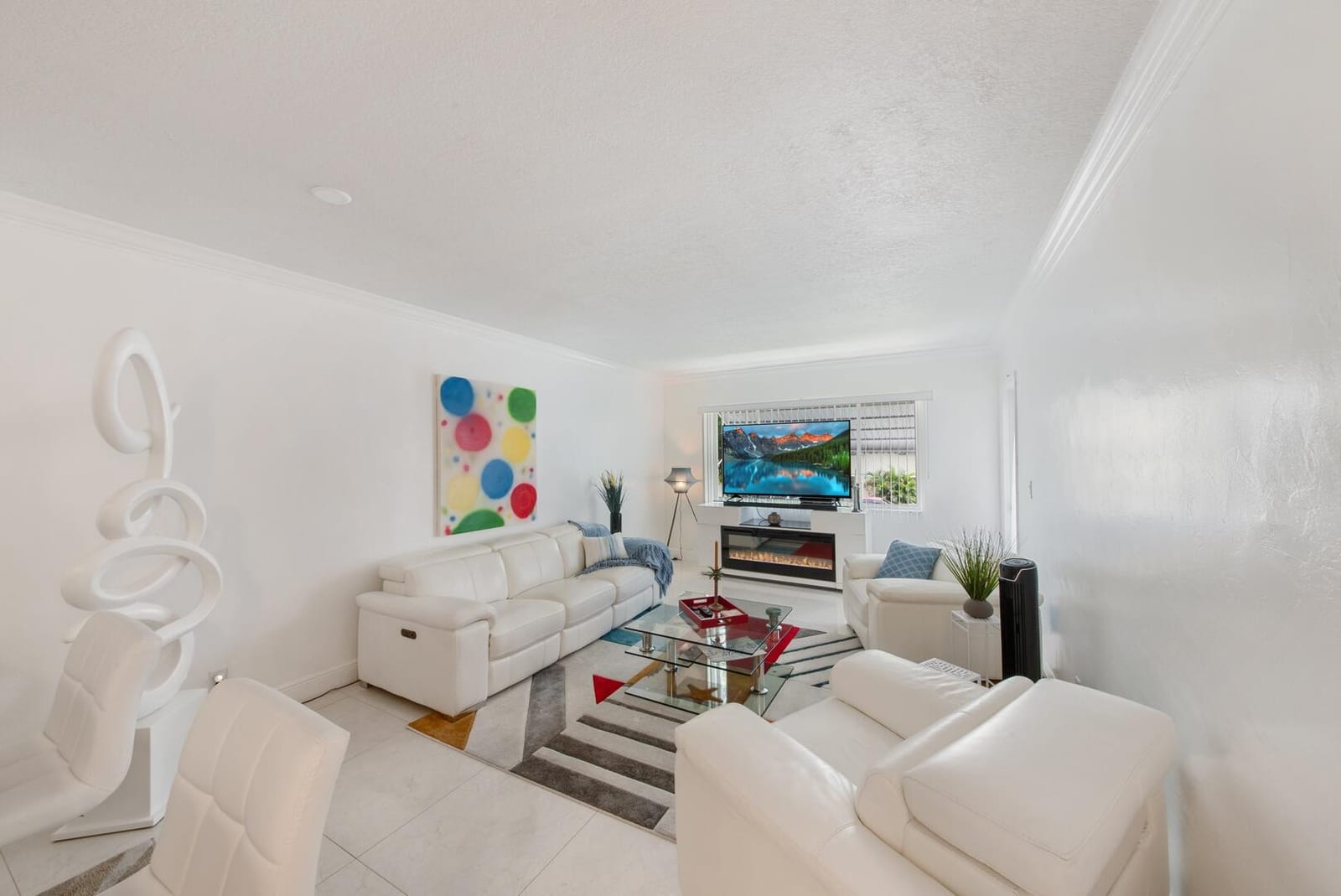 2581 N Garden Drive 206 — photo 4