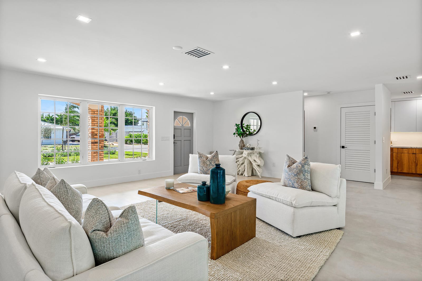 17 NW 25th Street — photo 11