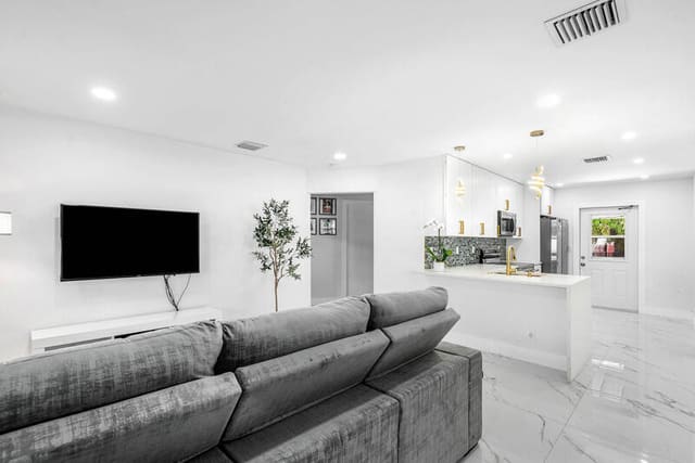 3837 NE 16th Terrace, sold in North Pompano Beach, Pompano Beach, FL