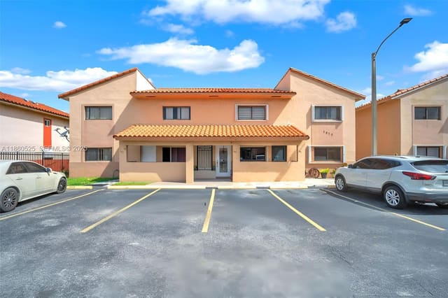 7870 W 29th Way 201, sold in El Prado Xi Condo, Hialeah, FL