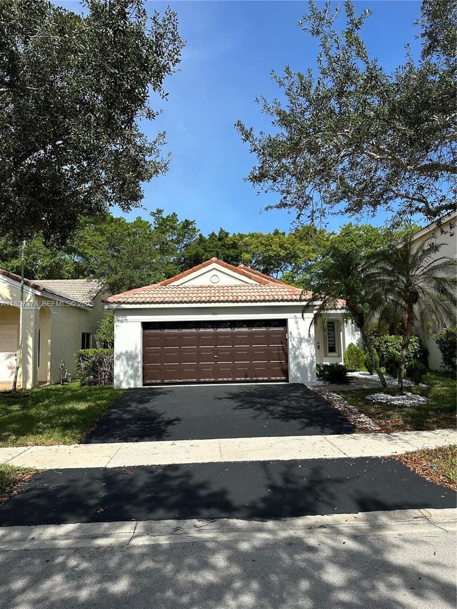 591 Talavera Road, Weston, FL 33326 photo 2