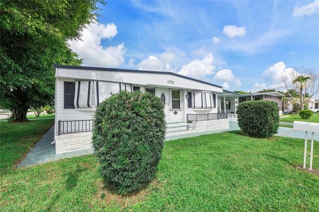 1751 SW 83rd Terrace, sold in Park City Estates, Davie, FL