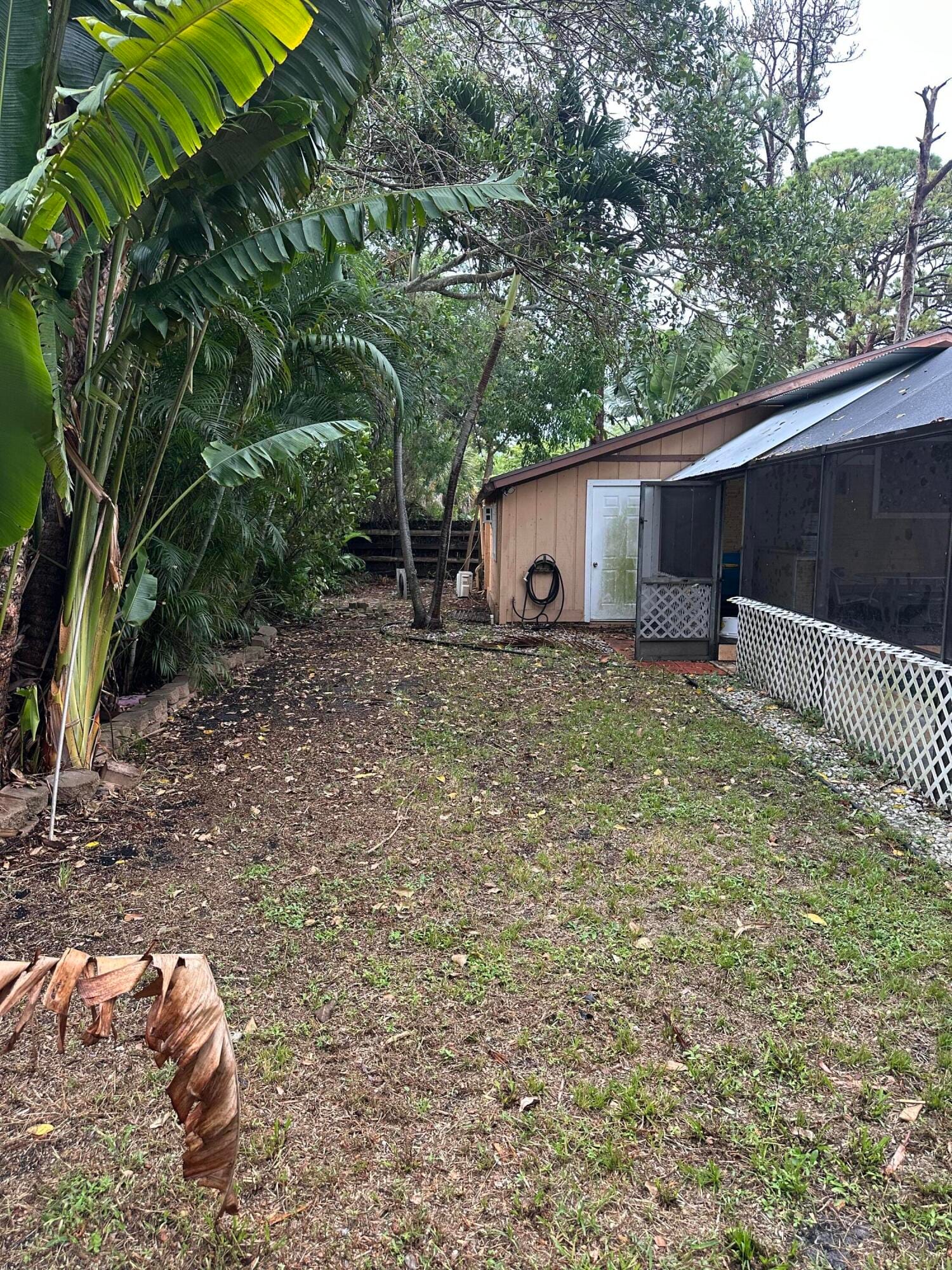821 Fairview Street — photo 11