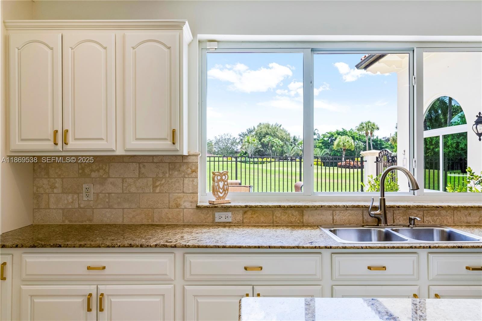 4001 Santa Maria Street, Coral Gables, FL 33146 photo 16
