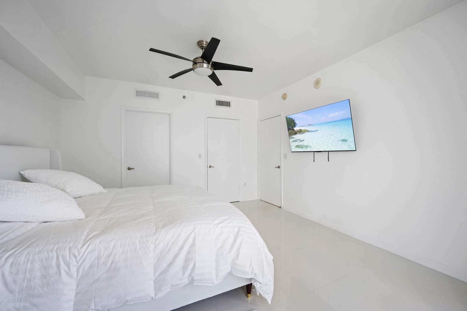 475 Brickell Avenue 1815, Miami, FL 33131 photo 16