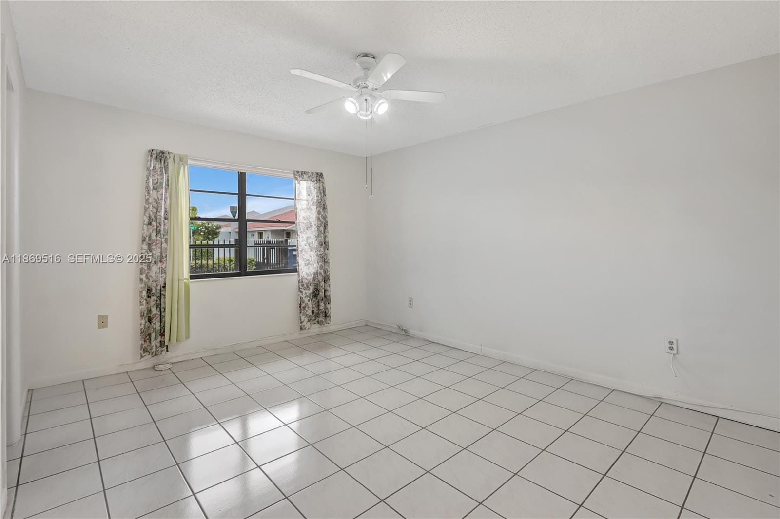 8133 SW 152nd Court, Miami, FL 33193 photo 9