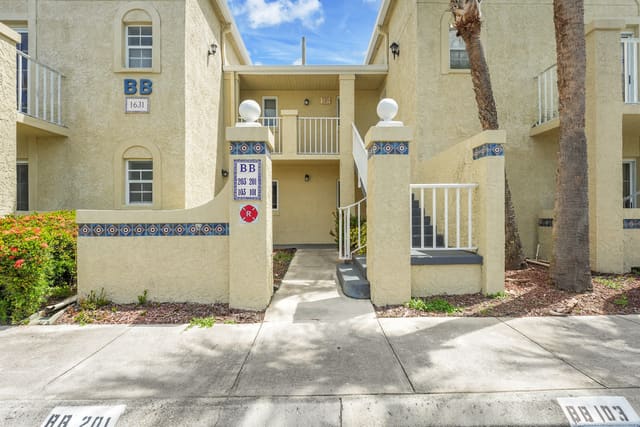 1631 SE Green Acres Circle SE Bb-203, Port St. Lucie, FL 34952