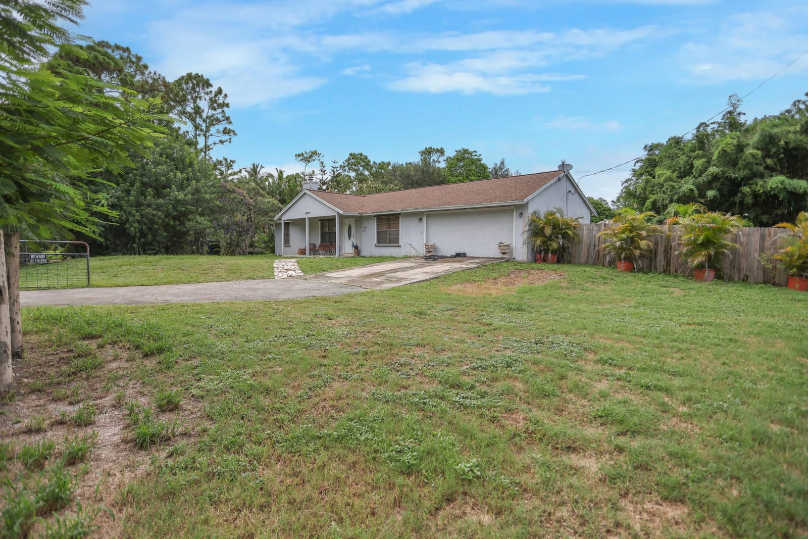 18055 W Sycamore Drive — photo 2