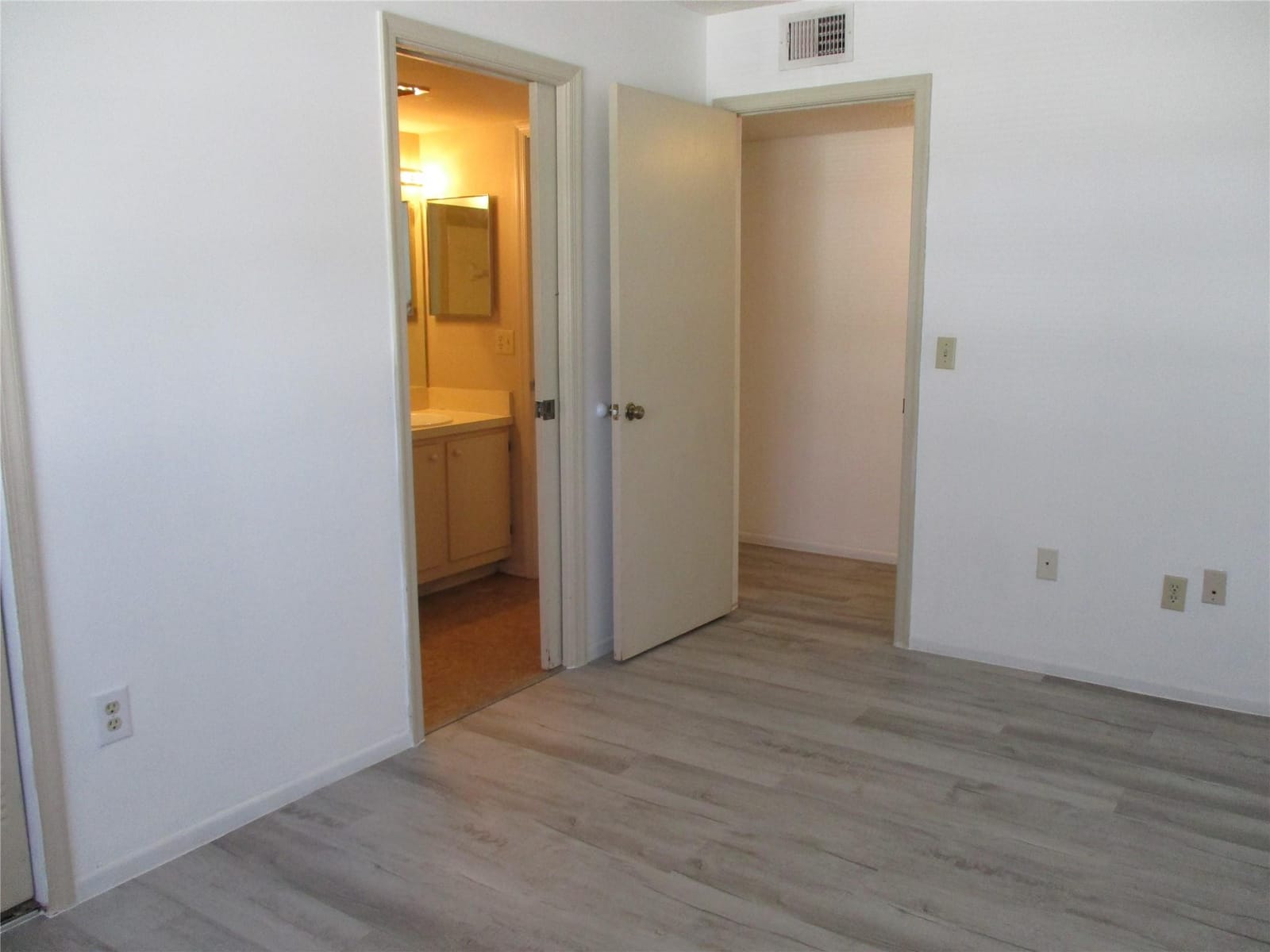 23442 SW 57th Avenue 406 — photo 11