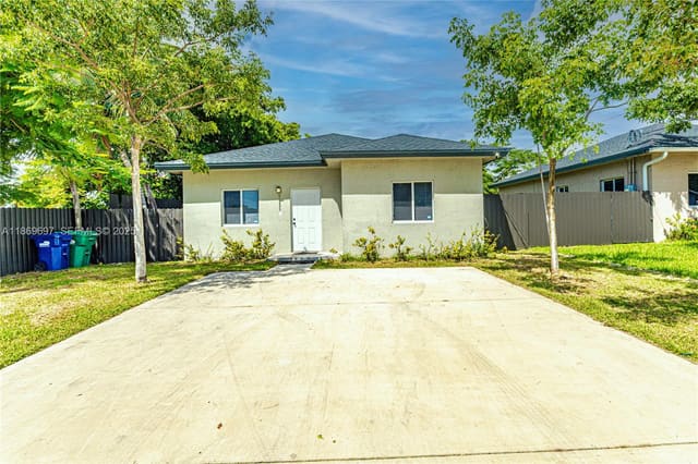 7930 NW 14th Avenue, sold in Rev Pl Little River Terr, Miami, FL