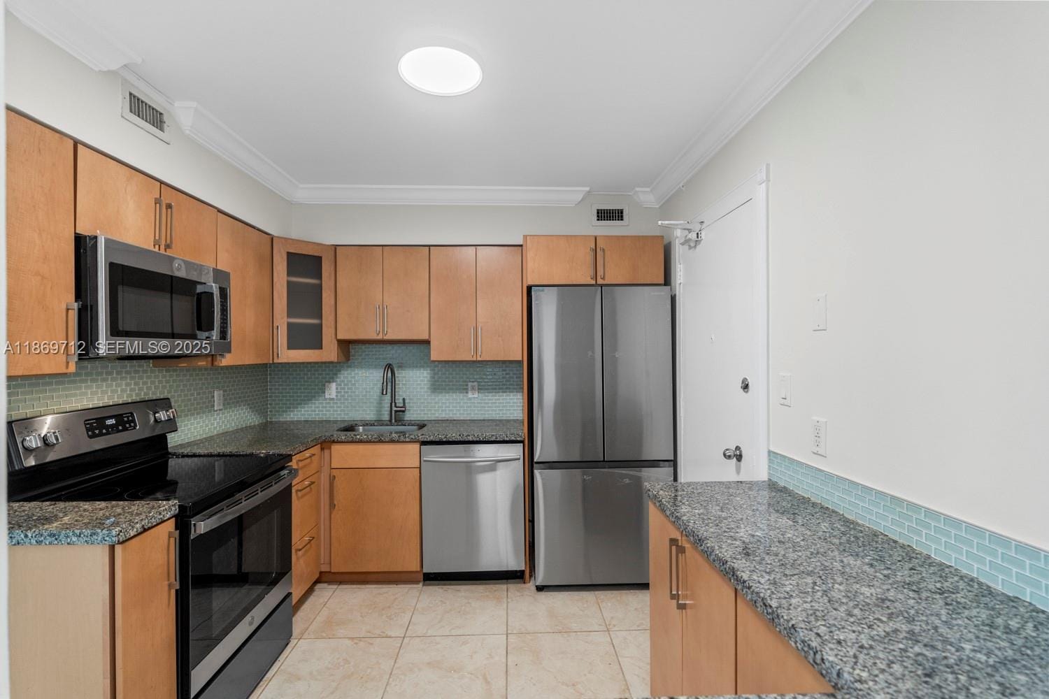 5161 Collins Avenue 701, Miami Beach, FL 33140 photo 12