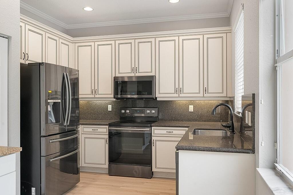 1939 Grey Falcon Circle SW — photo 9