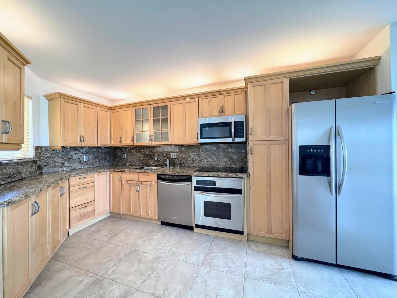 5701 Camino Del Sol 403, Boca Raton, FL 33433 photo 2