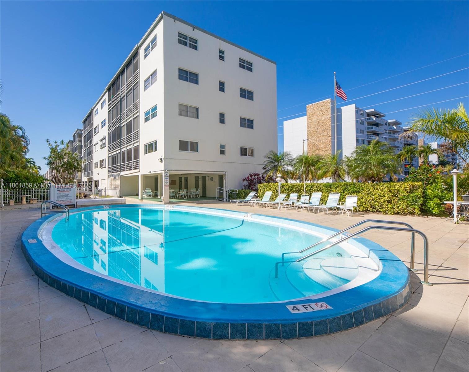 400 NE 14th Avenue 214, Hallandale Beach, FL 33009 photo 25