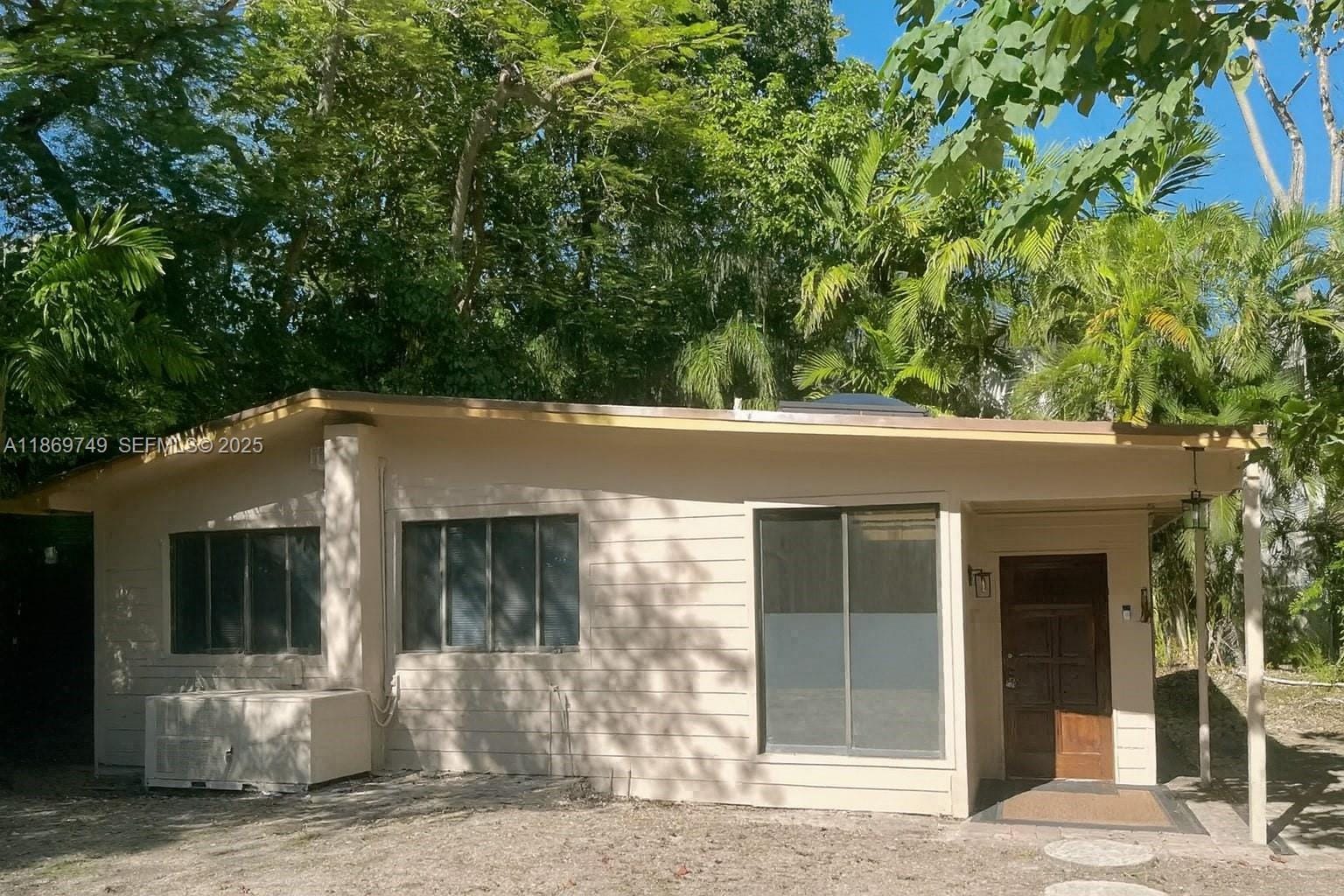3164 Center Street, Miami, FL 33133