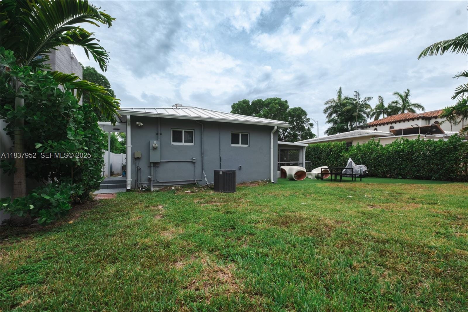 2354 Alton Road, Miami Beach, FL 33140 photo 23