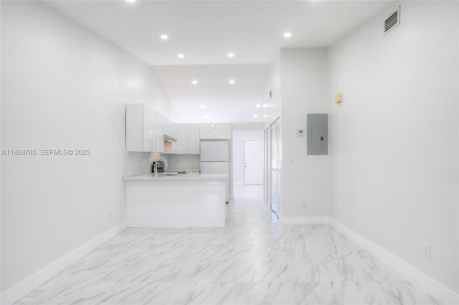 5987 W 21st Court — photo 3