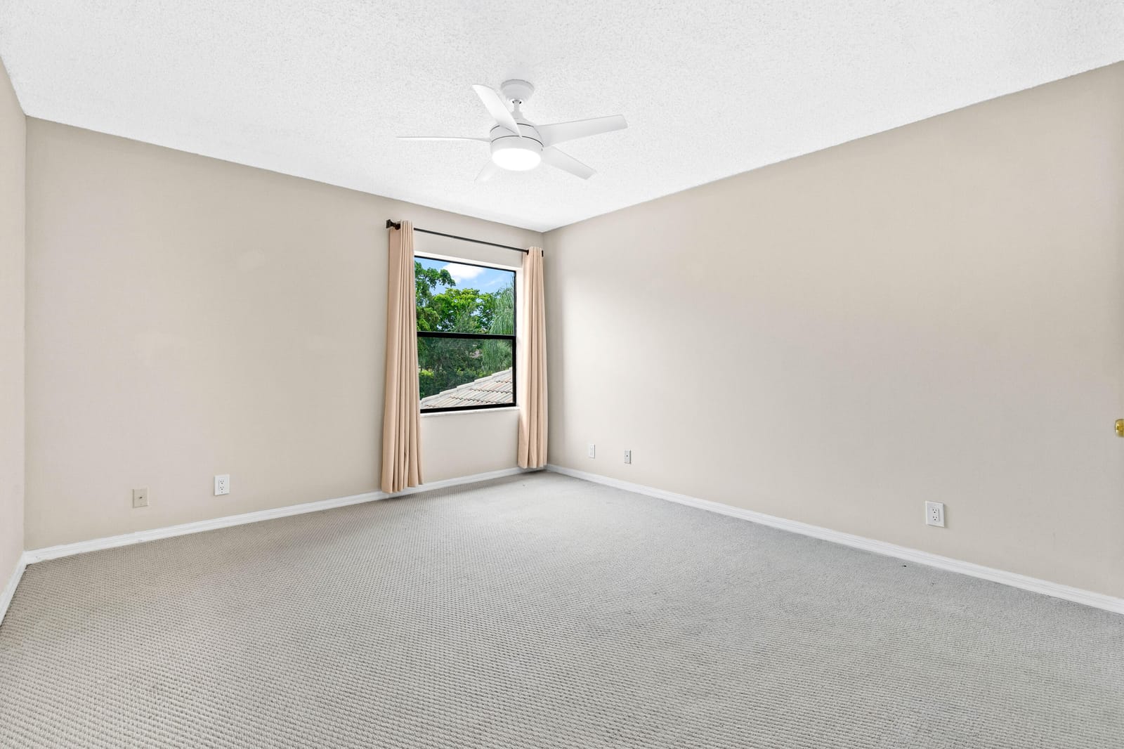 5465 Monterey Circle E, Delray Beach, FL 33484 photo 17
