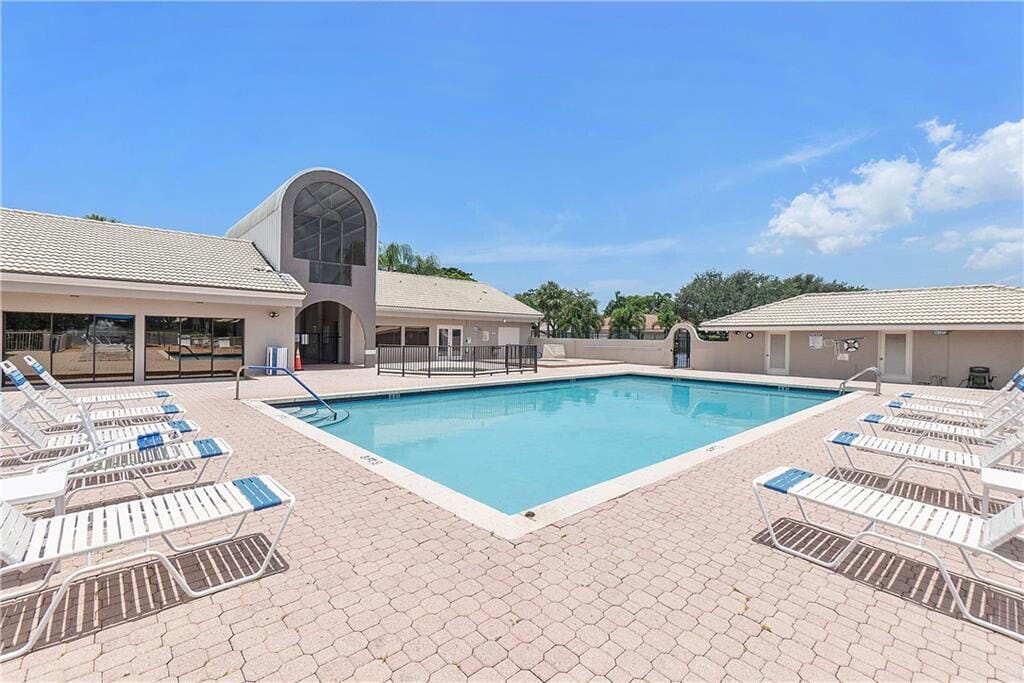5465 Monterey Circle E, Delray Beach, FL 33484 photo 23