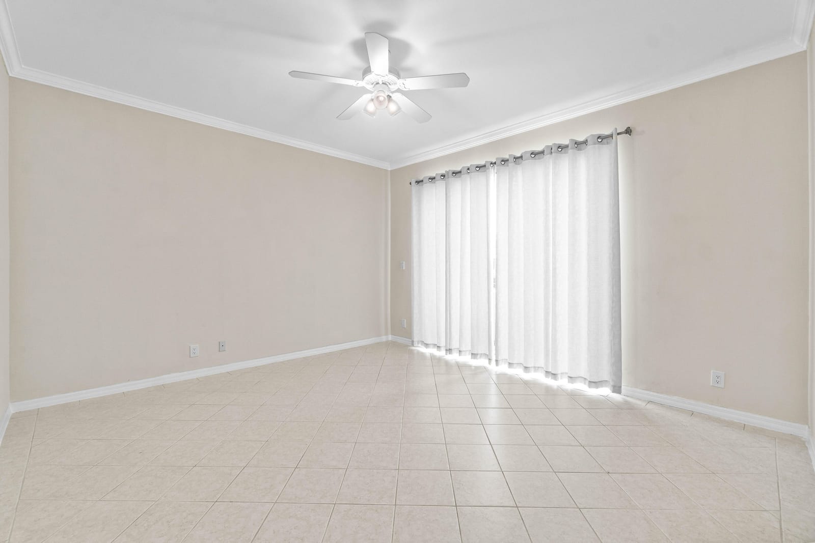 5465 Monterey Circle E, Delray Beach, FL 33484 photo 9