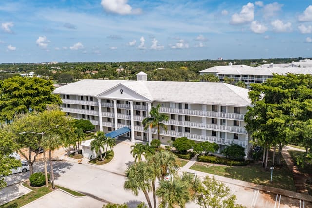 2441 Village Boulevard 206, West Palm Beach, FL 33409