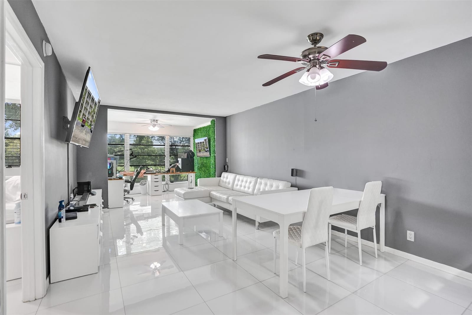 9235 Lagoon Place 207 — photo 2