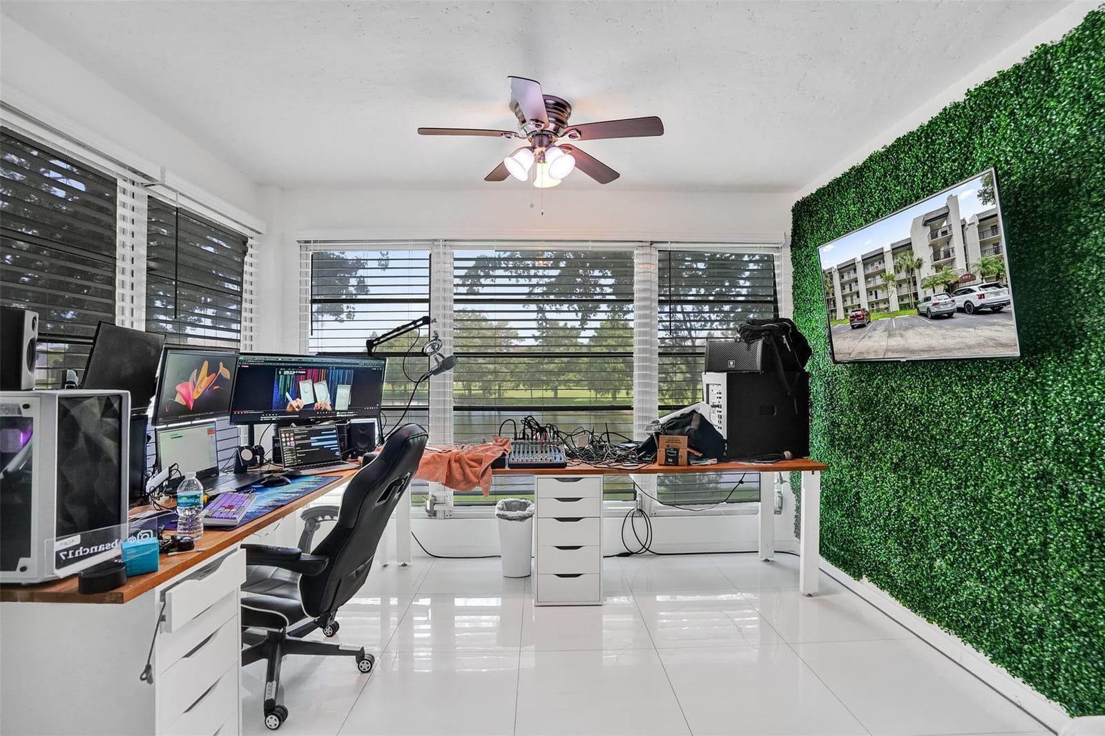 9235 Lagoon Place 207 — photo 7