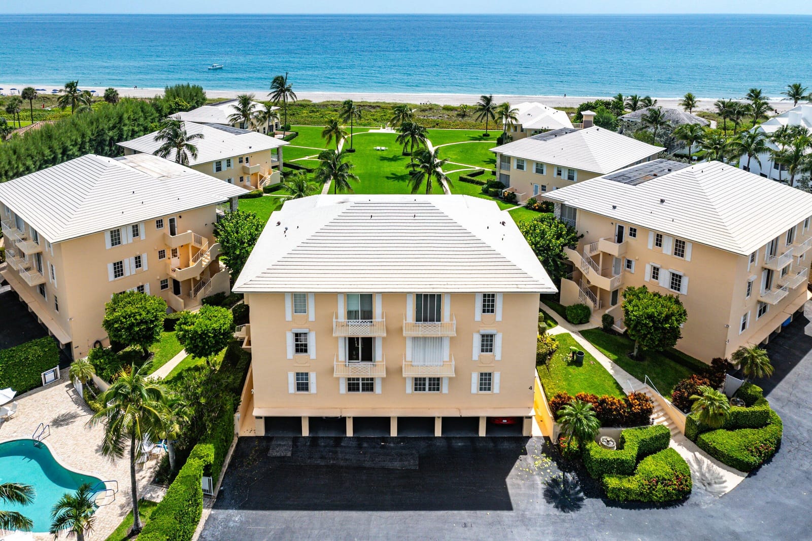 2103 S Ocean Boulevard 4-B, Delray Beach, FL 33483