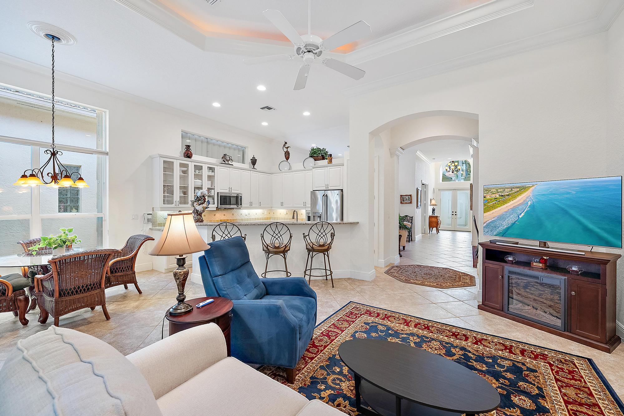 8464 Legend Club Drive — photo 12