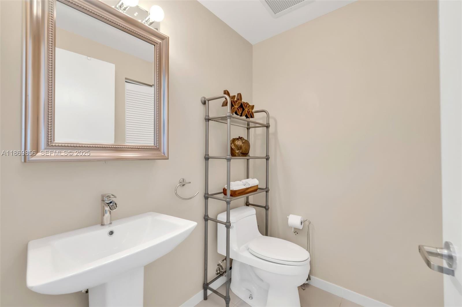 3470 E Coast Avenue H0803, Miami, FL 33137 photo 9