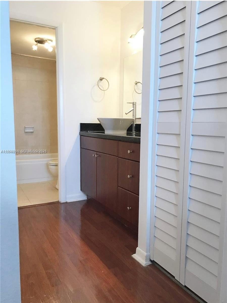 6900 Bay Drive 7F, Miami Beach, FL 33141 photo 10