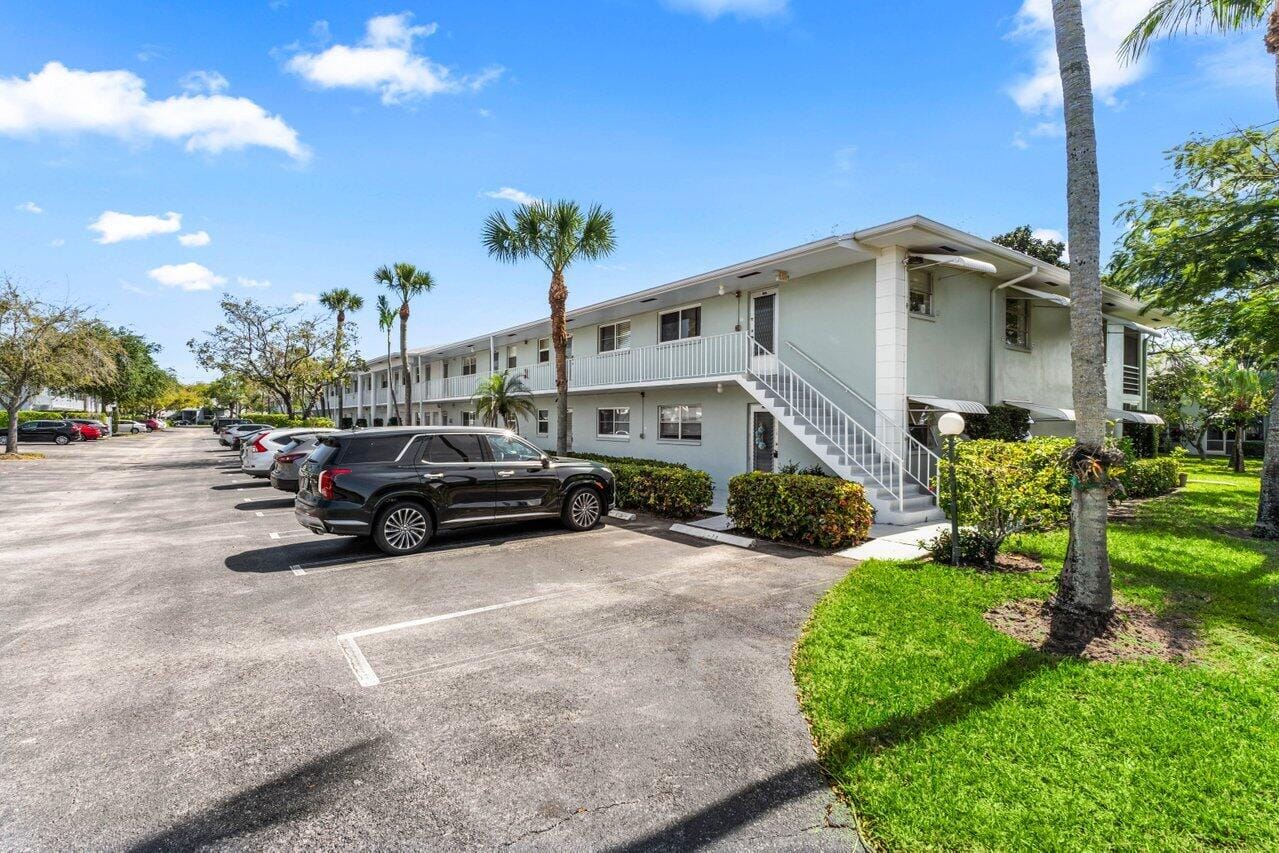 2660 SW 22nd Avenue 1210, Delray Beach, FL 33445 photo 3