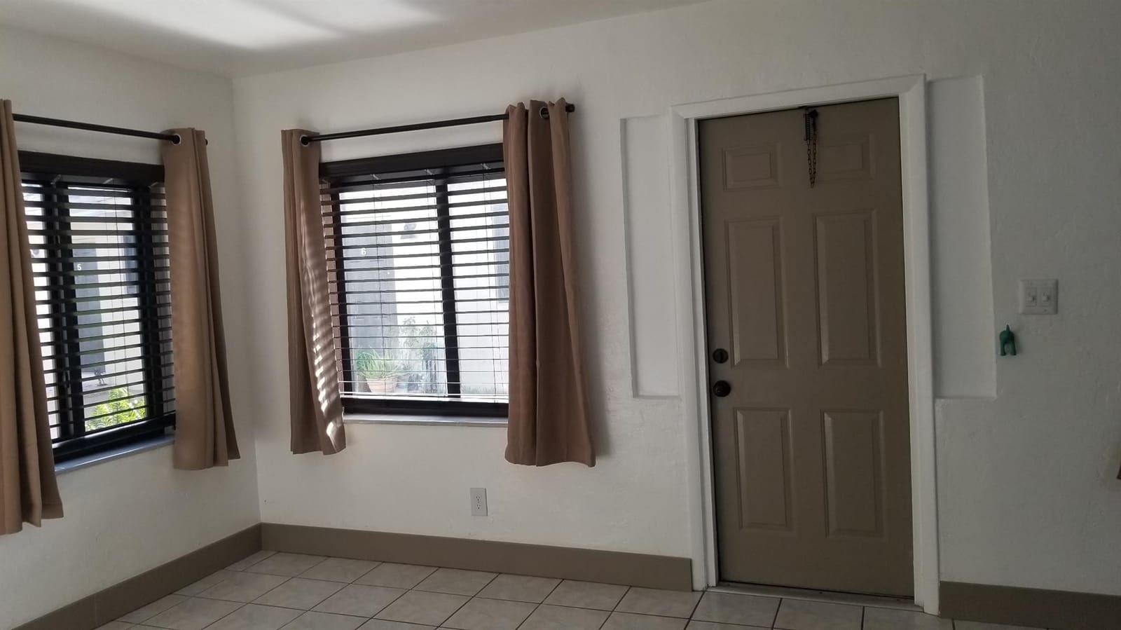 615 NE 7th Street, Hallandale Beach, FL 33009 photo 15