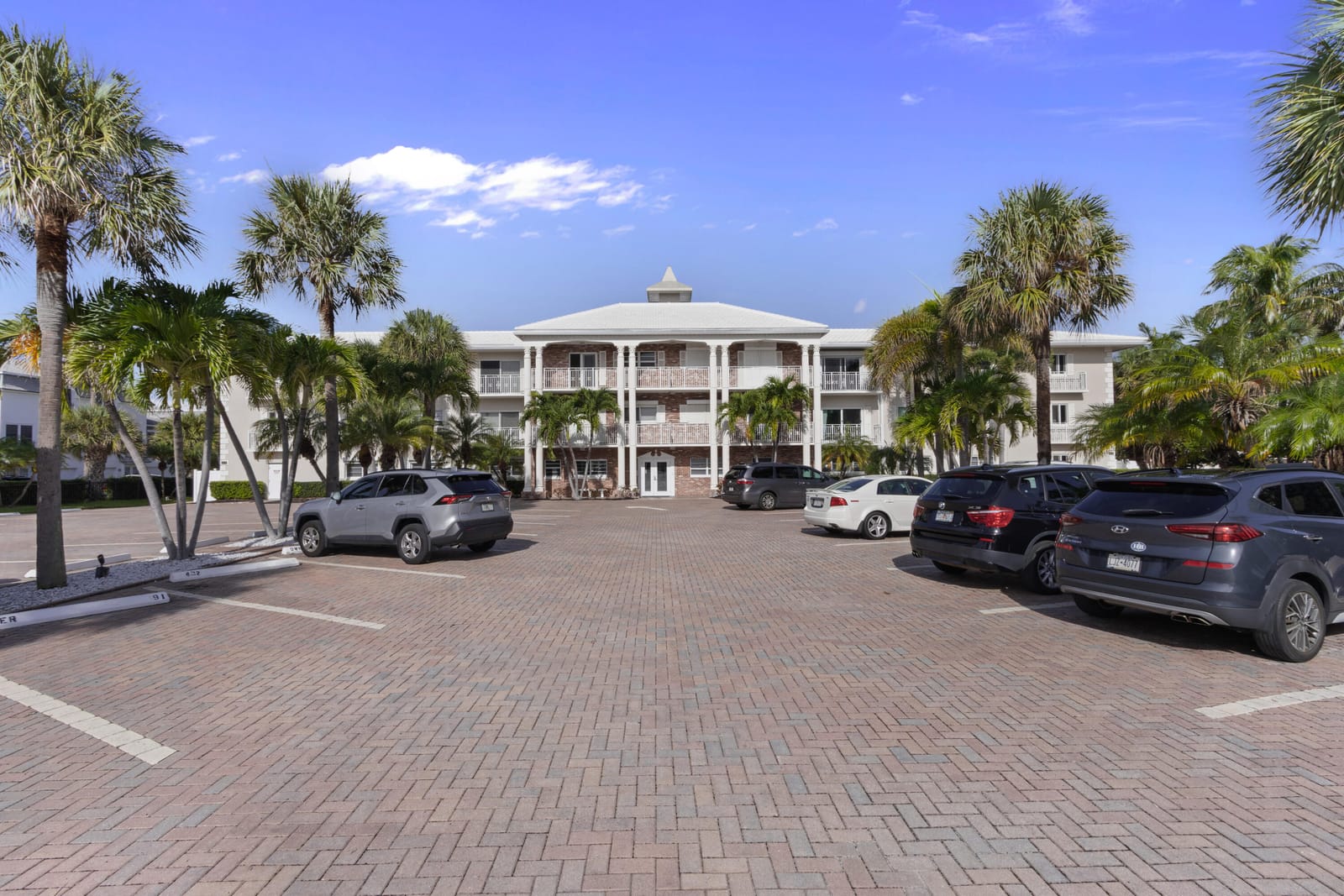 1198 Hillsboro Mile 128, Hillsboro Beach, FL 33062