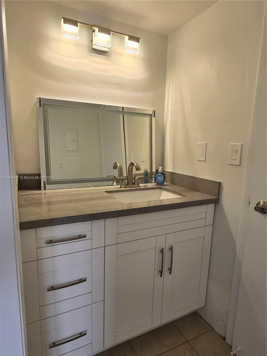 3215 N Ocean Drive 302 — photo 5